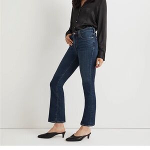 Madewell Mid-rise kick out jeans